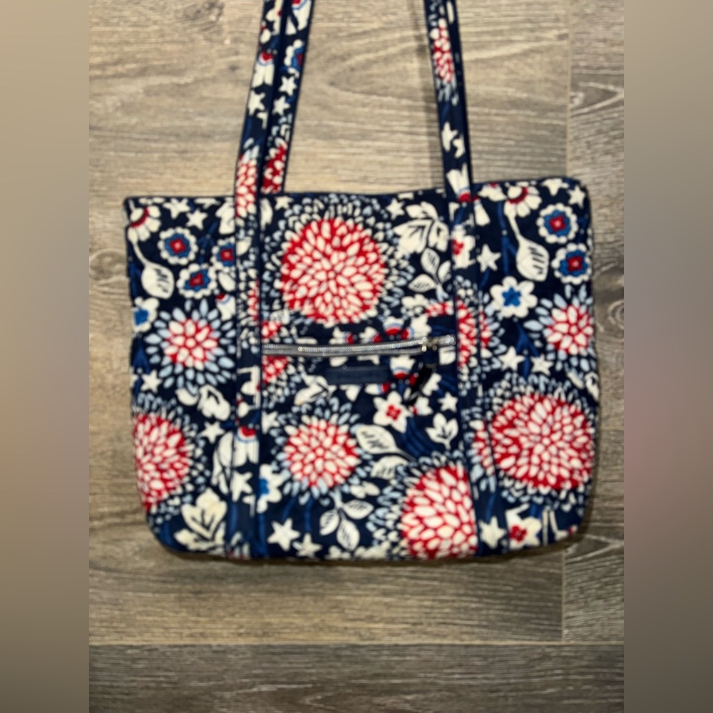 ❤️ Vera Bradley Floral Tote Bag - Navy and Red - Picture 6 of 9